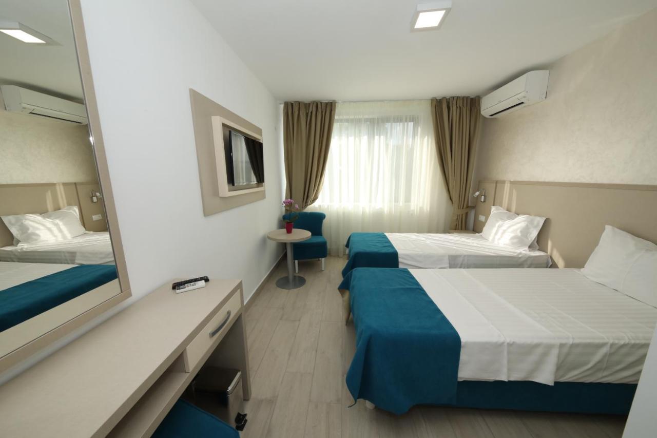Hotel Delfin Mamaia Exterior foto